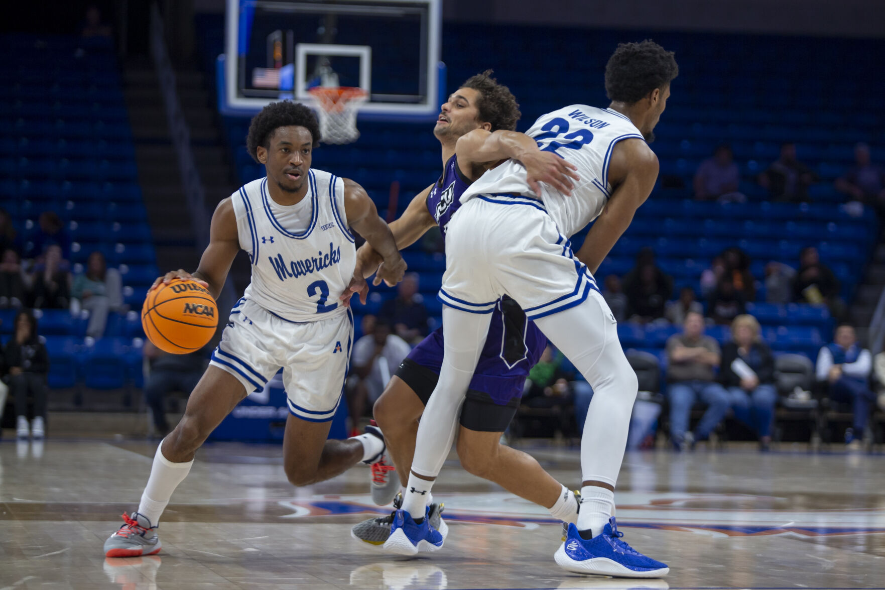 The men's basketball team cruised to victory against Abilene Christian University